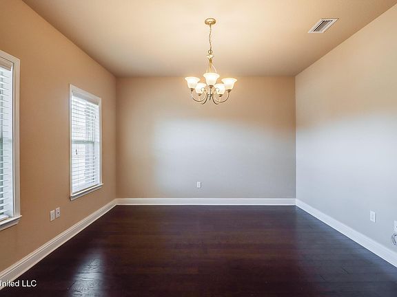 5th image of 10358 Sweet Bay Dr