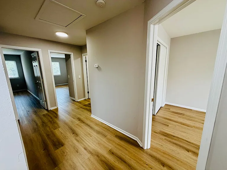 11 Saffron Dr — Photo 24