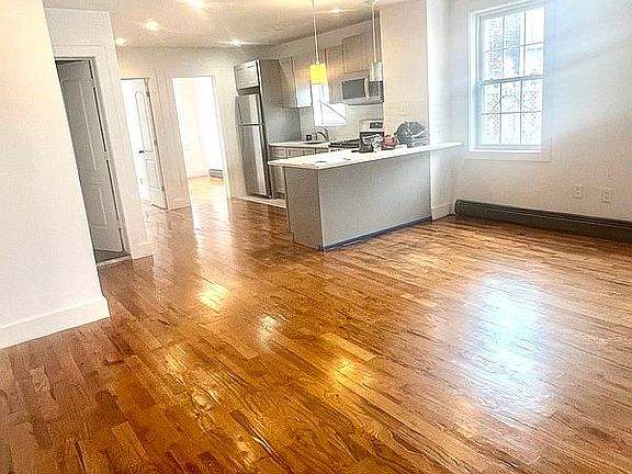 4th image of 3318 Hone Ave #1