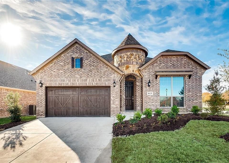 1st image of 813 Knox Dr