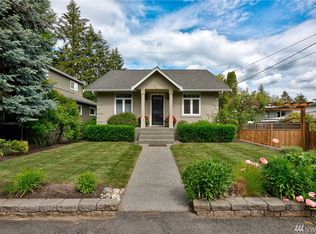 13718 1st Ave NW, Seattle, WA 98177