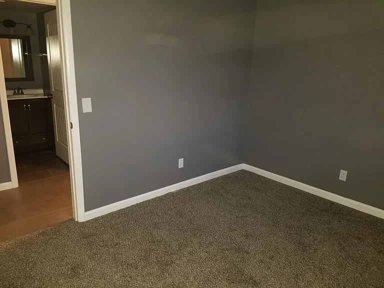 1075 E Chandler Blvd #207 — Photo 14