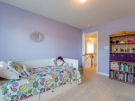 4th image of 9395 Wild Honeysuckle Ln