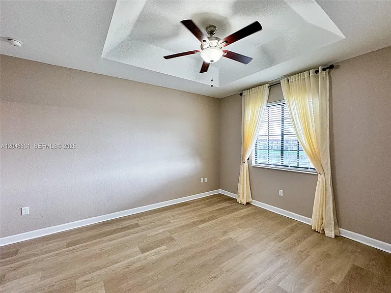 3740 NE 3rd Ct — Photo 17