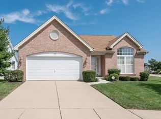 1001 Saratoga Springs Ct, Florissant, MO 63034