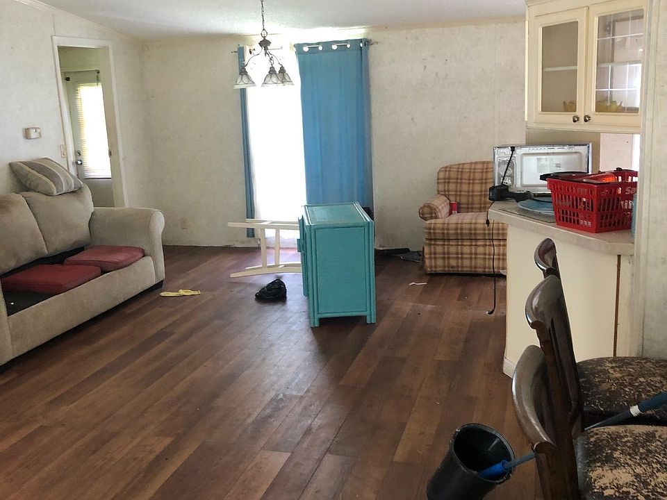 2nd image of 106 Mackerel Ave