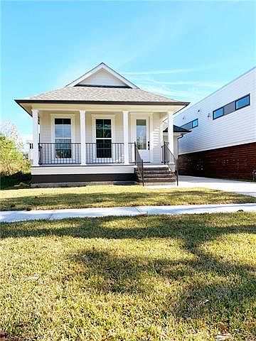 1st image of 6045 Vermillion Blvd