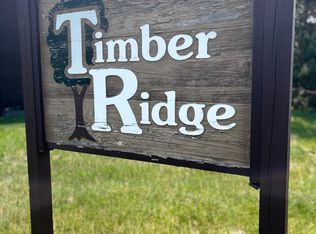 1527 S Timber Rdg, Fridley, MN 55432