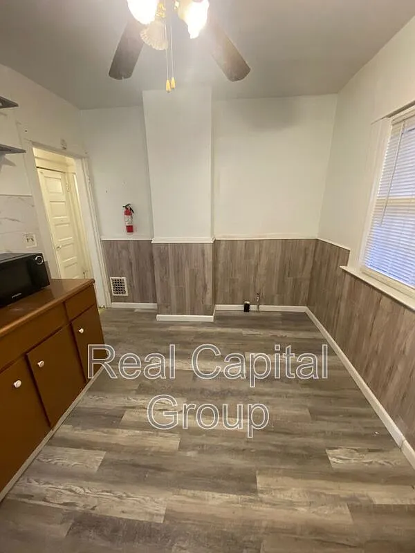 1 bed, 1.0 bath, $750 — Photo 3