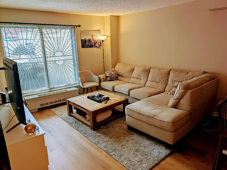 1239 Vermont Ave NW #105 — Photo 1