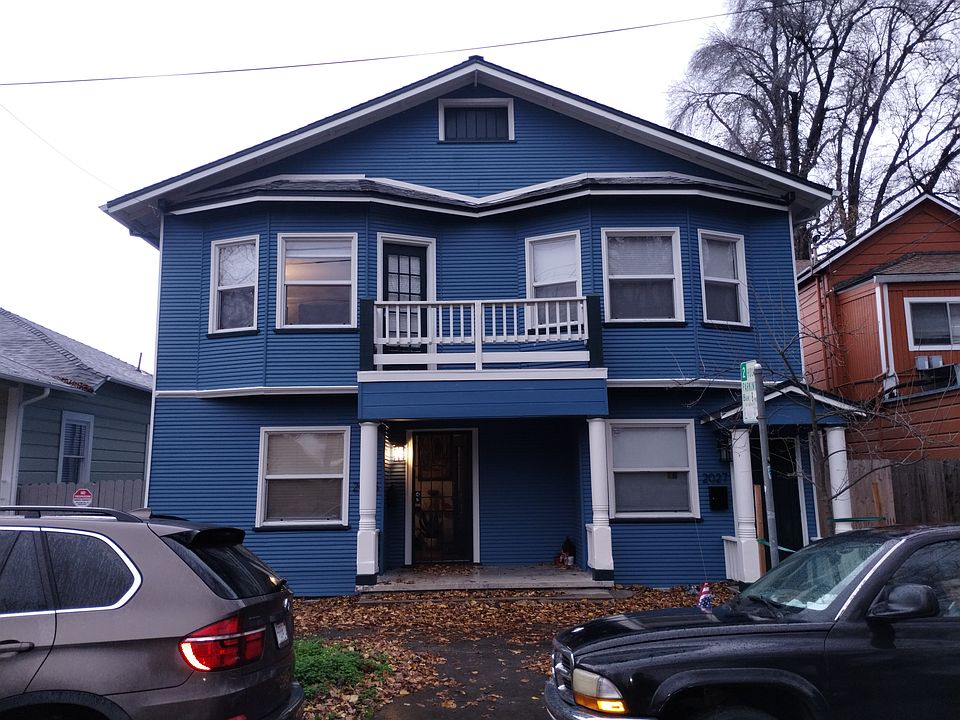 1st image of 2027 12th St #2027