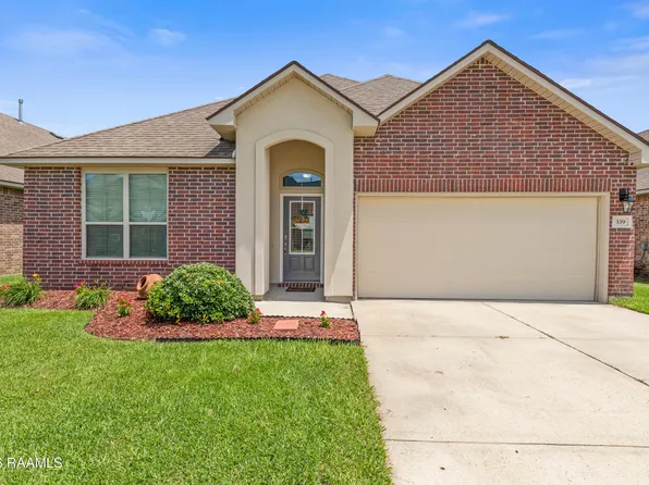 339 Forest Grove Dr, Youngsville, LA 70592