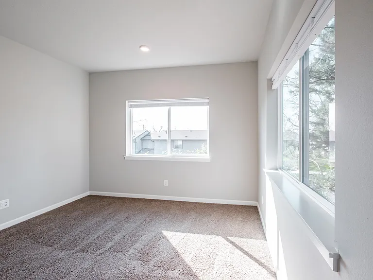 4125 Market St NE — Photo 20