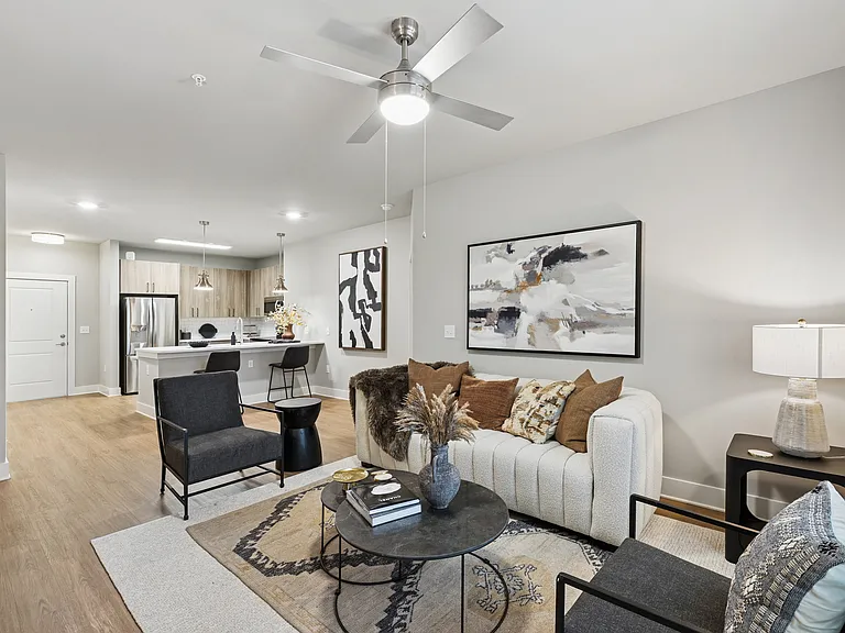 The Beacon at 331 Apartments — Photo 27