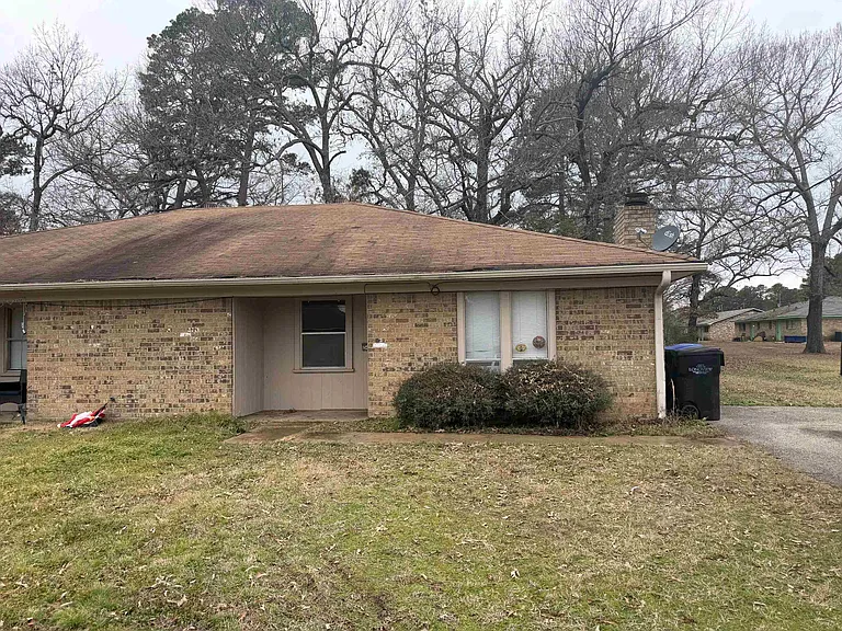 3411A Denson Dr — Photo 1