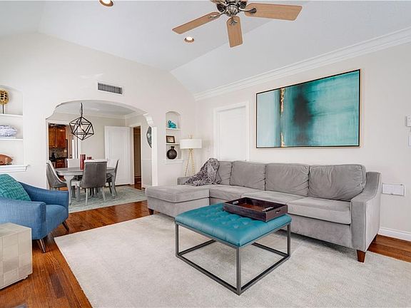 4th image of 6119 Revere Pl