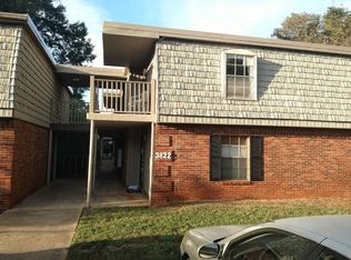 3822 Country Club Rd APT F, Winston Salem, NC 27104