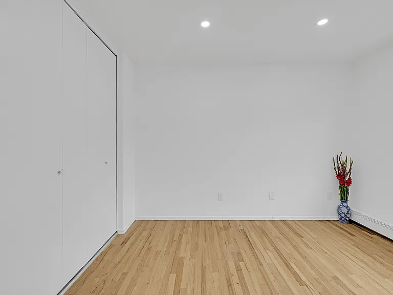 388 Courtland Ave #5C — Photo 7