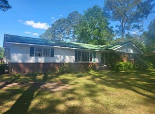 1402 N Davis St, Nashville, GA 31639