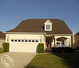 1st image of 3953 Hillsdale Dr
