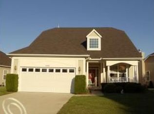 3953 Hillsdale Dr, Auburn Hills, MI