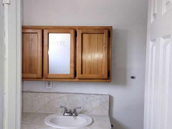 5th image of 1114 Pine St #191253A74
