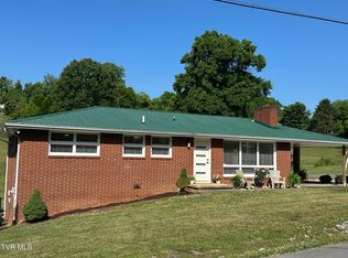 236 Darlington Dr, Kingsport, TN 37660