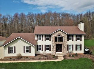 429 Roland Hills Dr, Tallmadge, OH 44278
