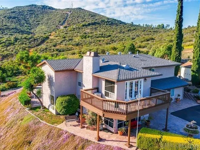 10028 Del Dios Hwy — Photo 10