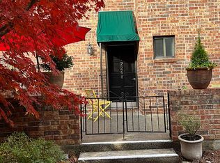 2268 Pernoshal Ct, Dunwoody, GA 30338