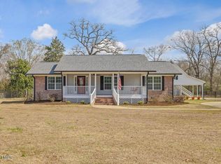 1365 N Main St, Goldston, NC 27252
