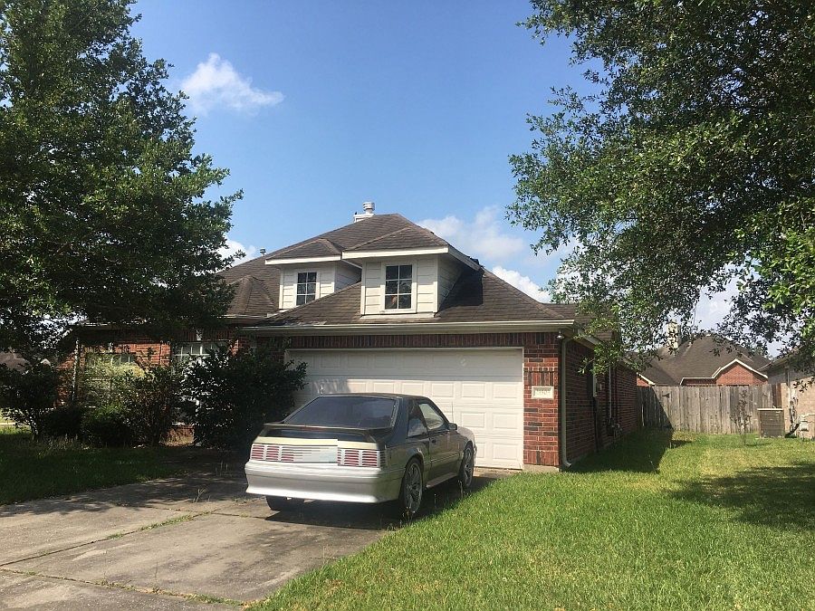 2nd image of 21503 Green Thicket Ct