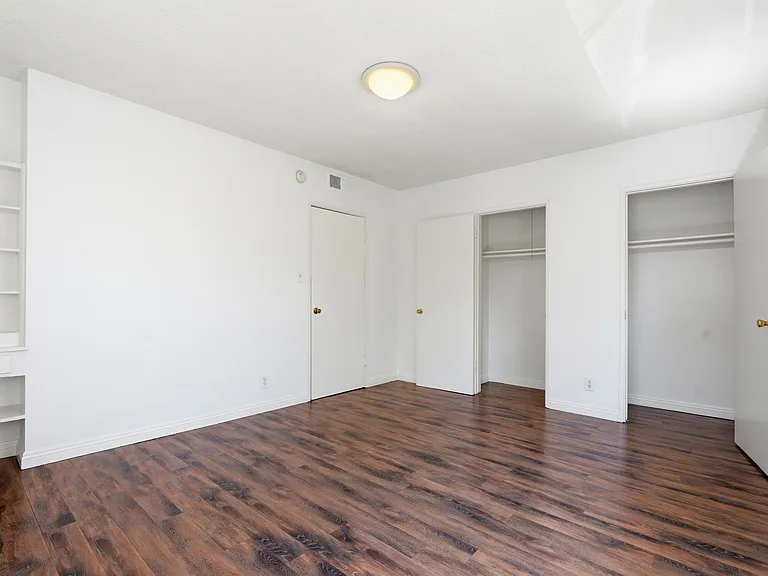 1475 S Wooster St #4 — Photo 29