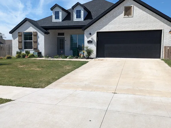 523 N Greylag Way, Farmington, AR 72730