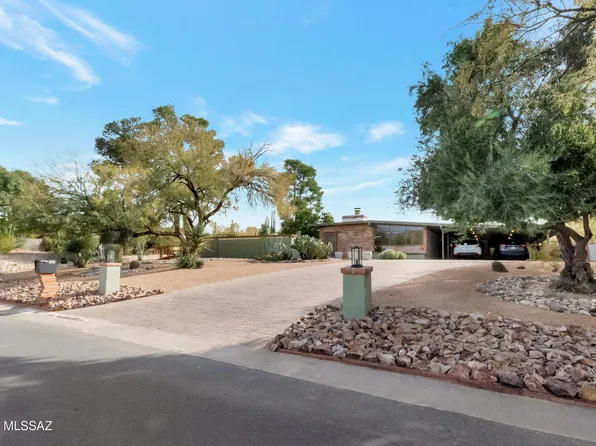 6862 E Tawa St, Tucson, AZ 85715