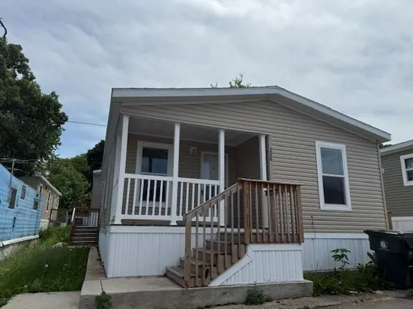 228 Cardinal Ln #228, Madison, WI 53704