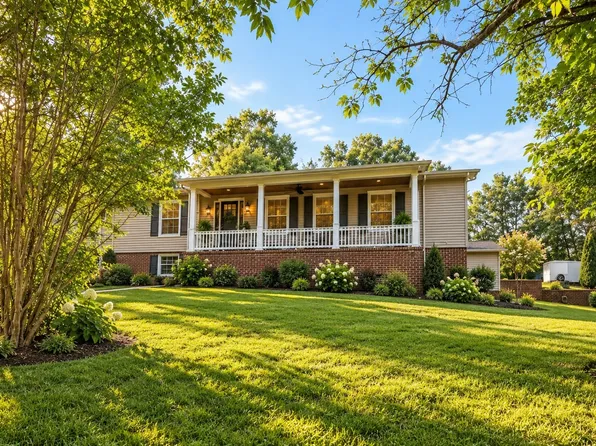 2226 Highway 25 W, Cottontown, TN 37048