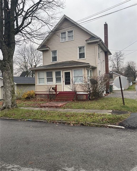 1st image of 17 Herbster St