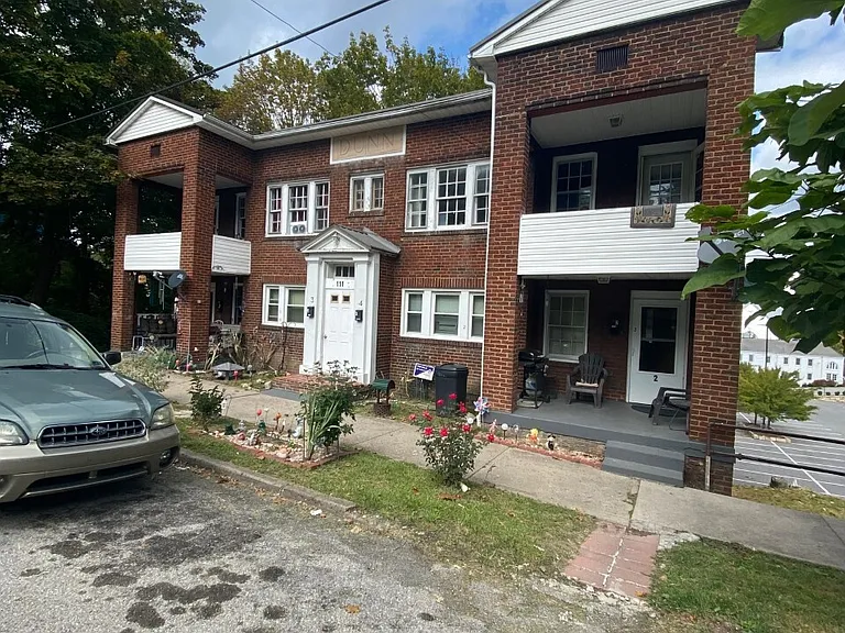 111 Ramsey St #4 — Photo 8
