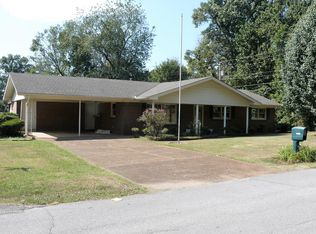 4306 Circle Dr, Florence, AL 35630