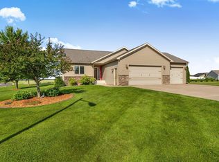 511 8th St SW, Rice, MN 56367
