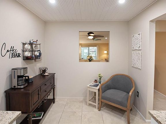 5th image of 1306 GOLFVIEW DRIVE