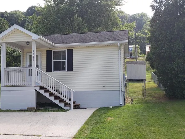 12815 Bowling St, Cumberland, MD 21502