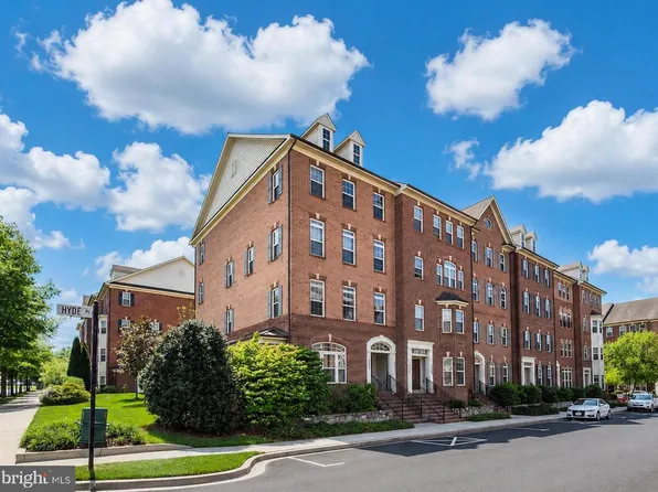 9555 Hyde Pl, Frederick, MD 21704
