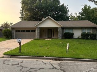 8313 E 75th St, Tulsa, OK 74133