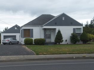 3029 Columbia Heights Rd, Longview, WA 98632