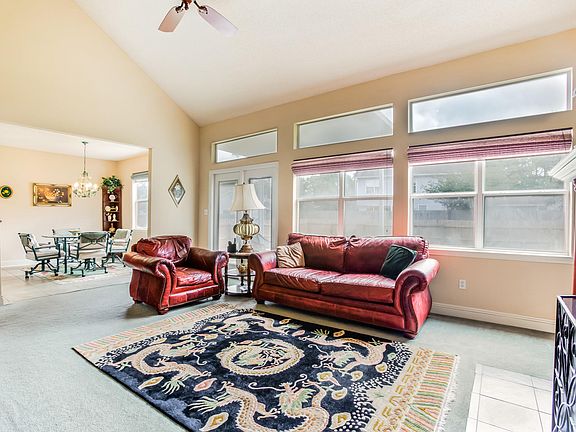 5th image of 4596 Pinehaven Dr