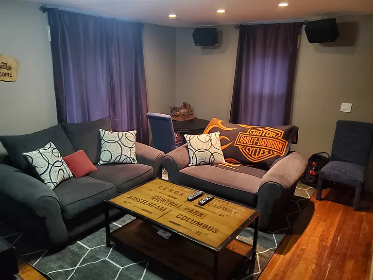 700 Iroquois Trl — Photo 4
