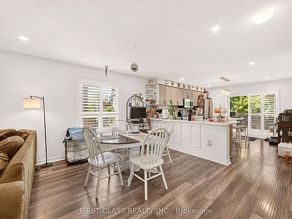 4th image of 115 Succession Cres