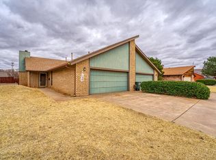 139 Rawlings Dr, Clinton, OK 73601